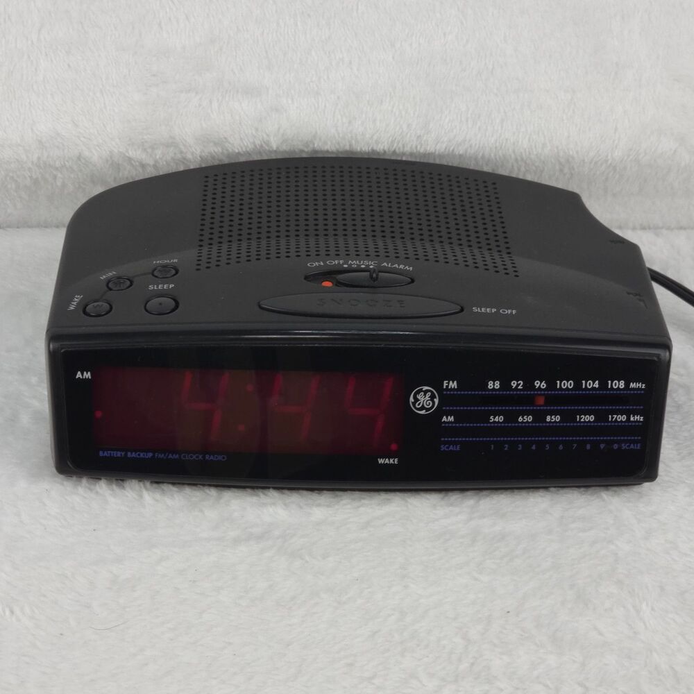 Vintage GE 7-4815A Alarm Clock Radio AM FM Battery Backup Tested Works